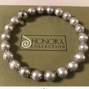 Honora Gray Pearl Bracelet New In Box